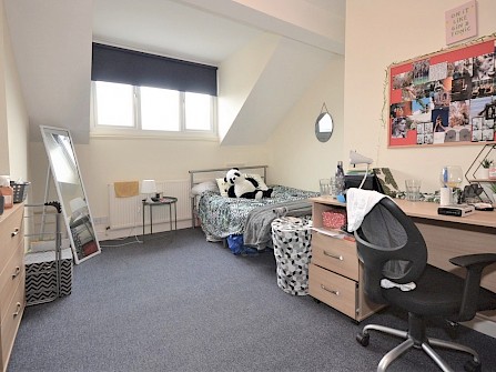 61, Thompson Road, Ecclesall, Sheffield S11 8RA -