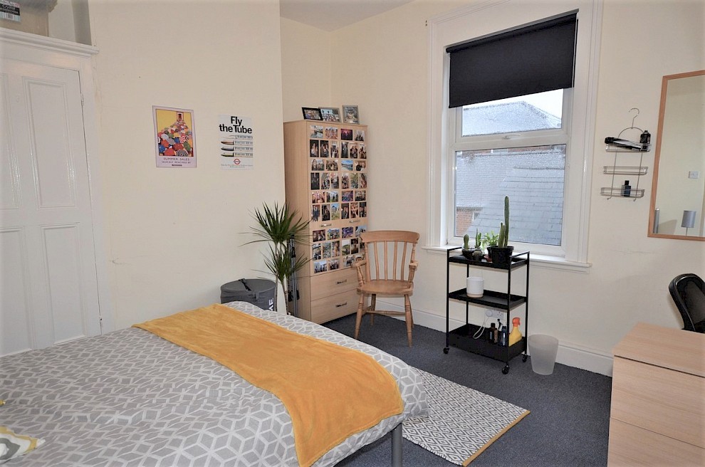 gallery image 43-commonside-bedroom-2-view-2.jpg