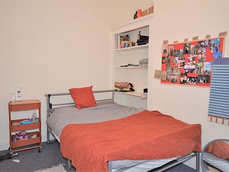 43, Commonside, Crookes, Sheffield S10 1GD -