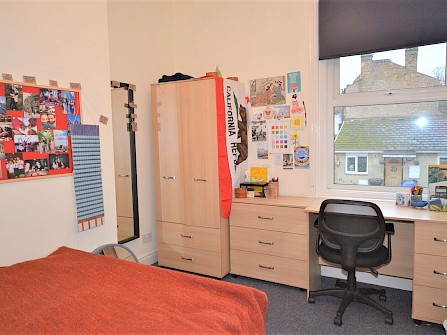 43, Commonside, Crookes, Sheffield S10 1GD -